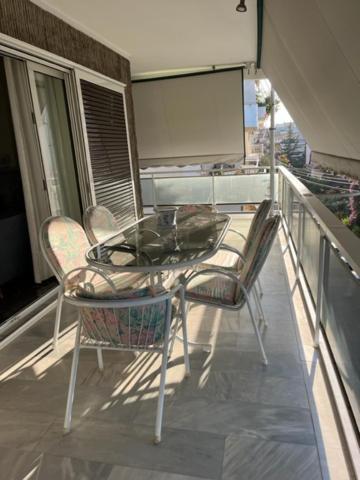Spacious And Sunny Appartment In Cholargos Athens Exterior photo
