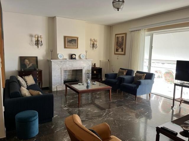 Spacious And Sunny Appartment In Cholargos Athens Exterior photo
